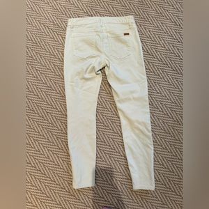 Cute light MINT colored skinny jeans, size 27